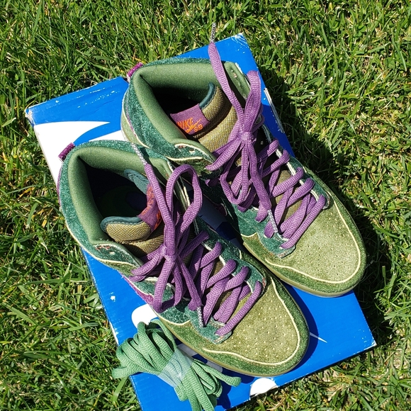 Nike SB OG (Skunk) - Picture 8 of 9